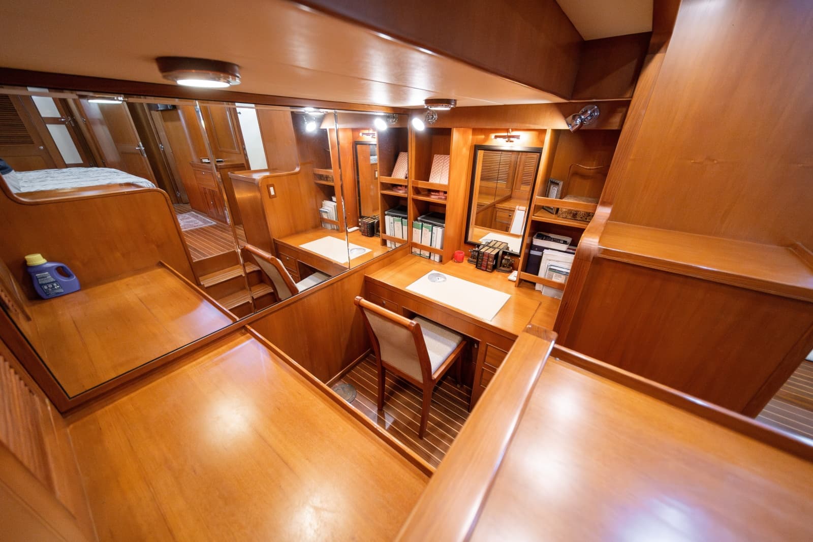 2003 Marlow Explorer 65C - Photo 26