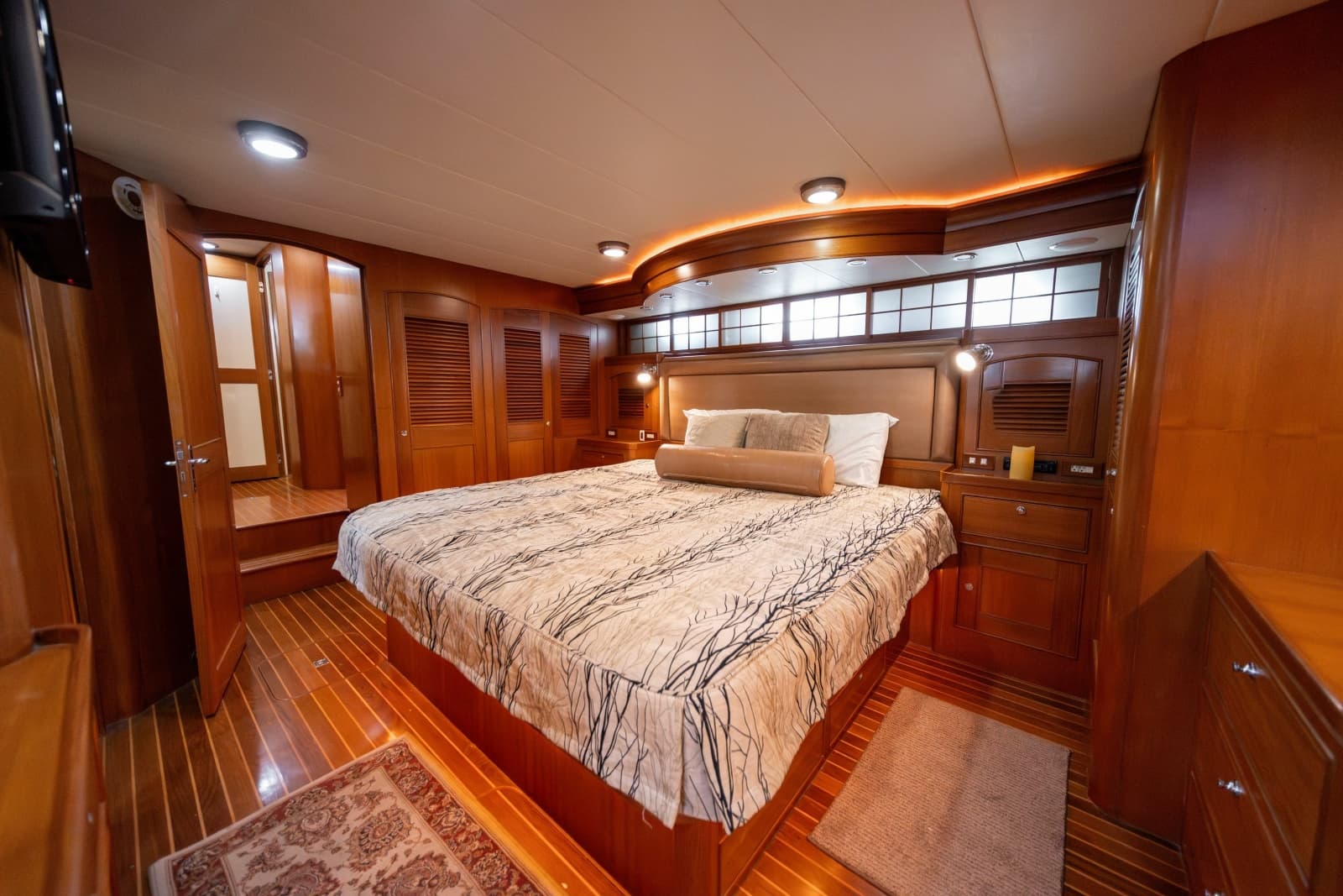 2003 Marlow Explorer 65C - Photo 22