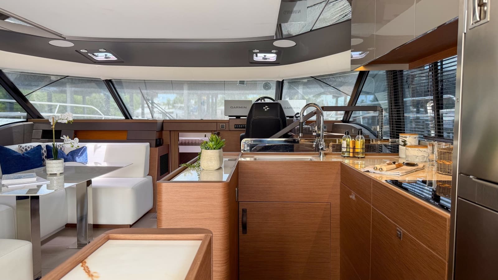 2025 Prestige M48 - Photo 11