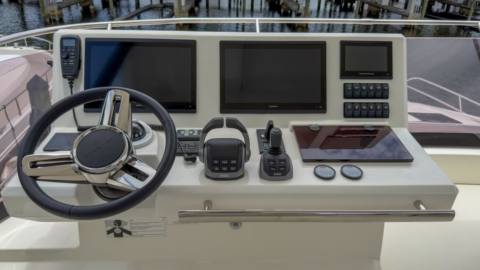 2025 Prestige M48 - Photo 37