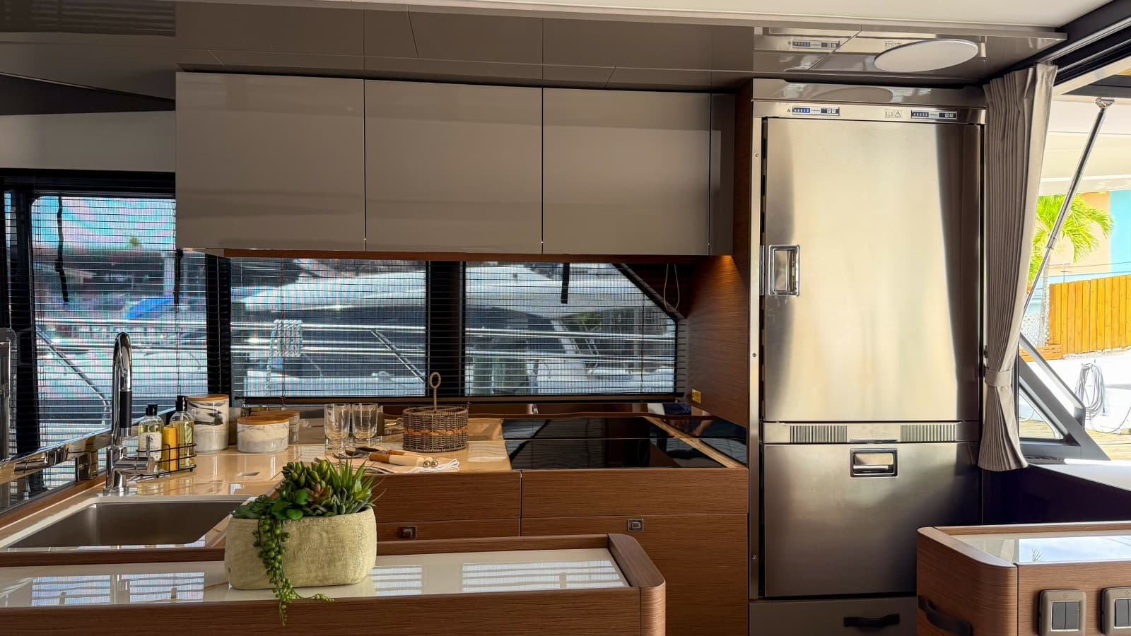2025 Prestige M48 - Photo 15