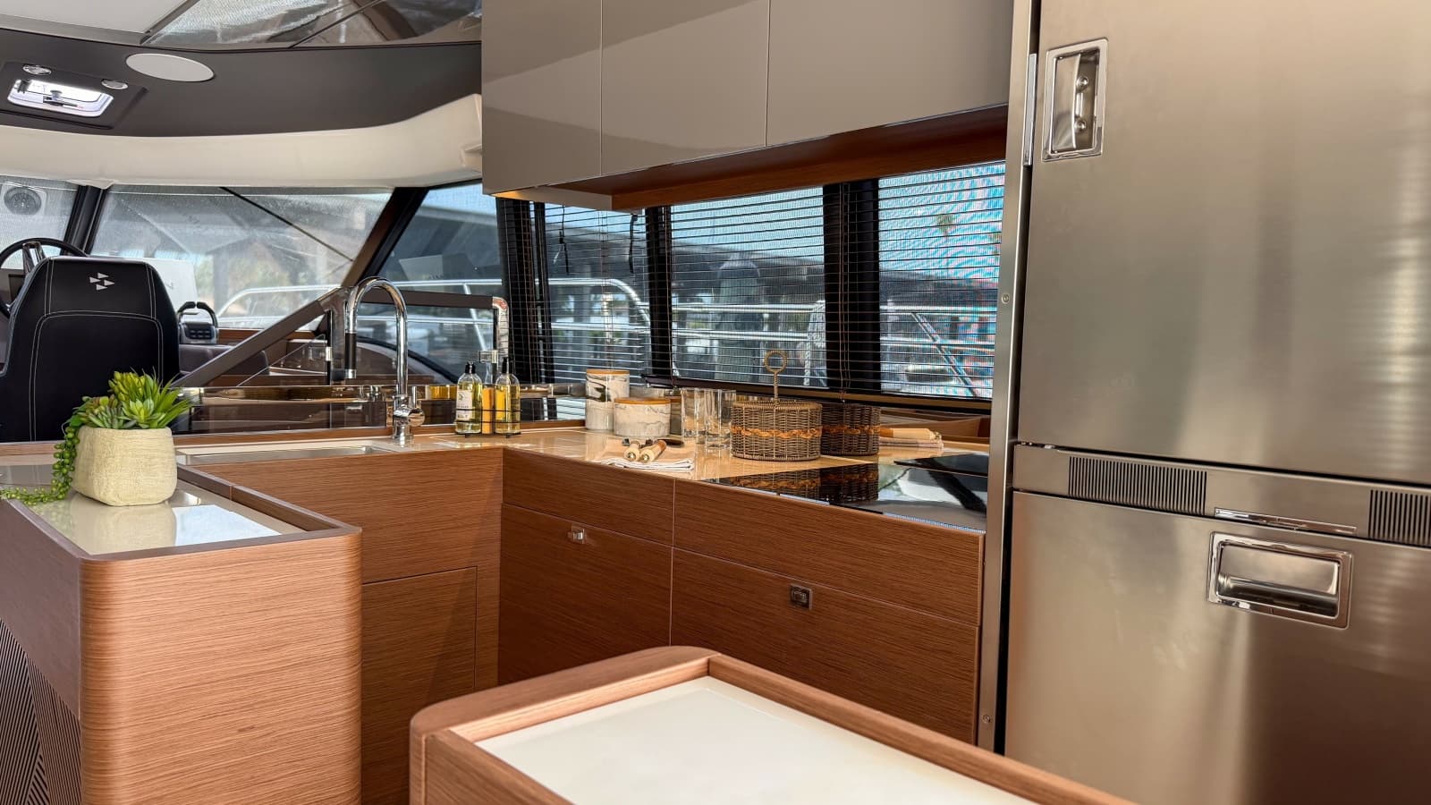 2025 Prestige M48 - Photo 12