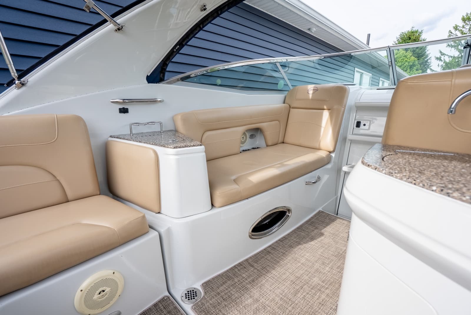 2016 Crownline 294 CR - Photo 14