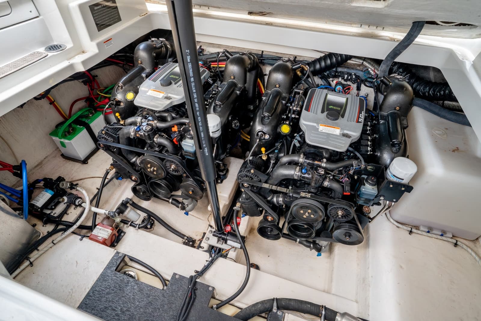 2016 Crownline 294 CR - Photo 24