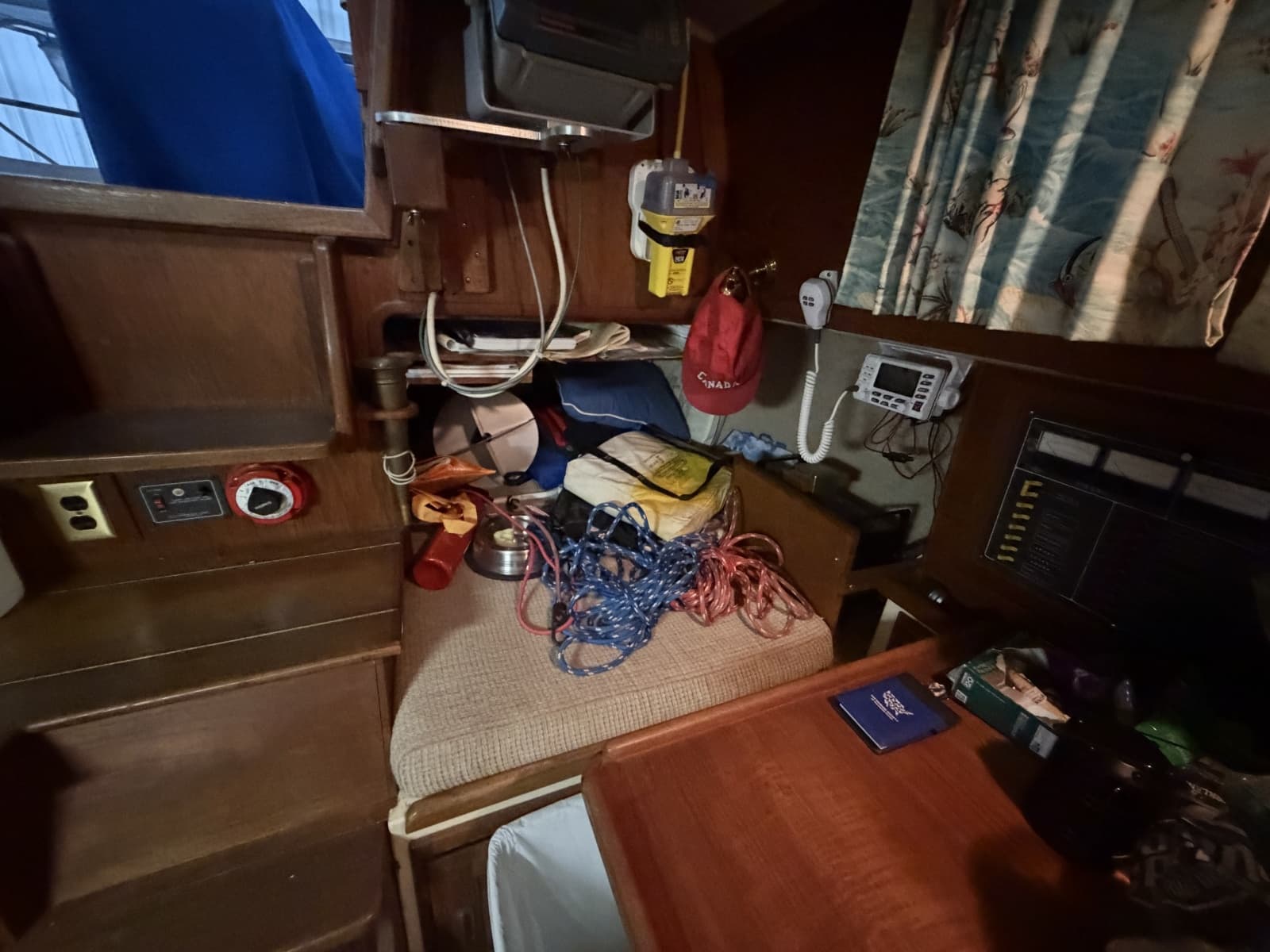 1988 Pacific Seacraft Crealock 37 - Photo 16