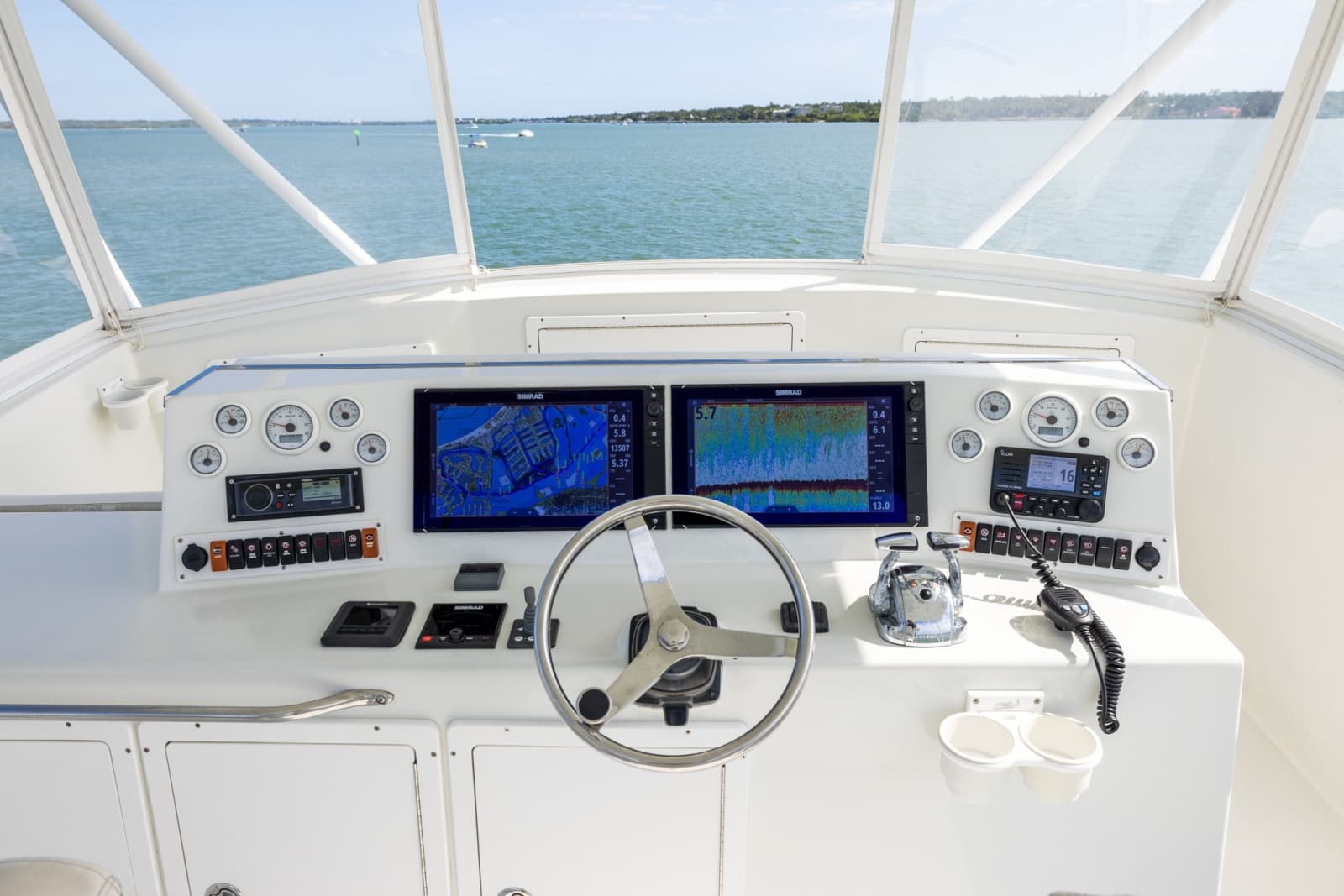 1984 Ocean Yachts 55 Super Sport - Photo 23