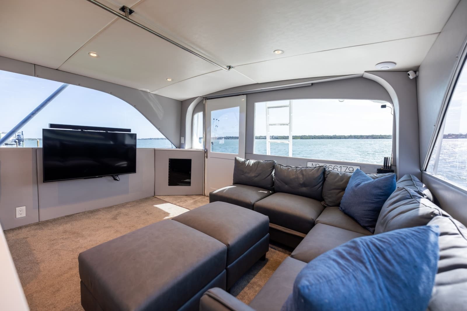 1984 Ocean Yachts 55 Super Sport - Photo 33