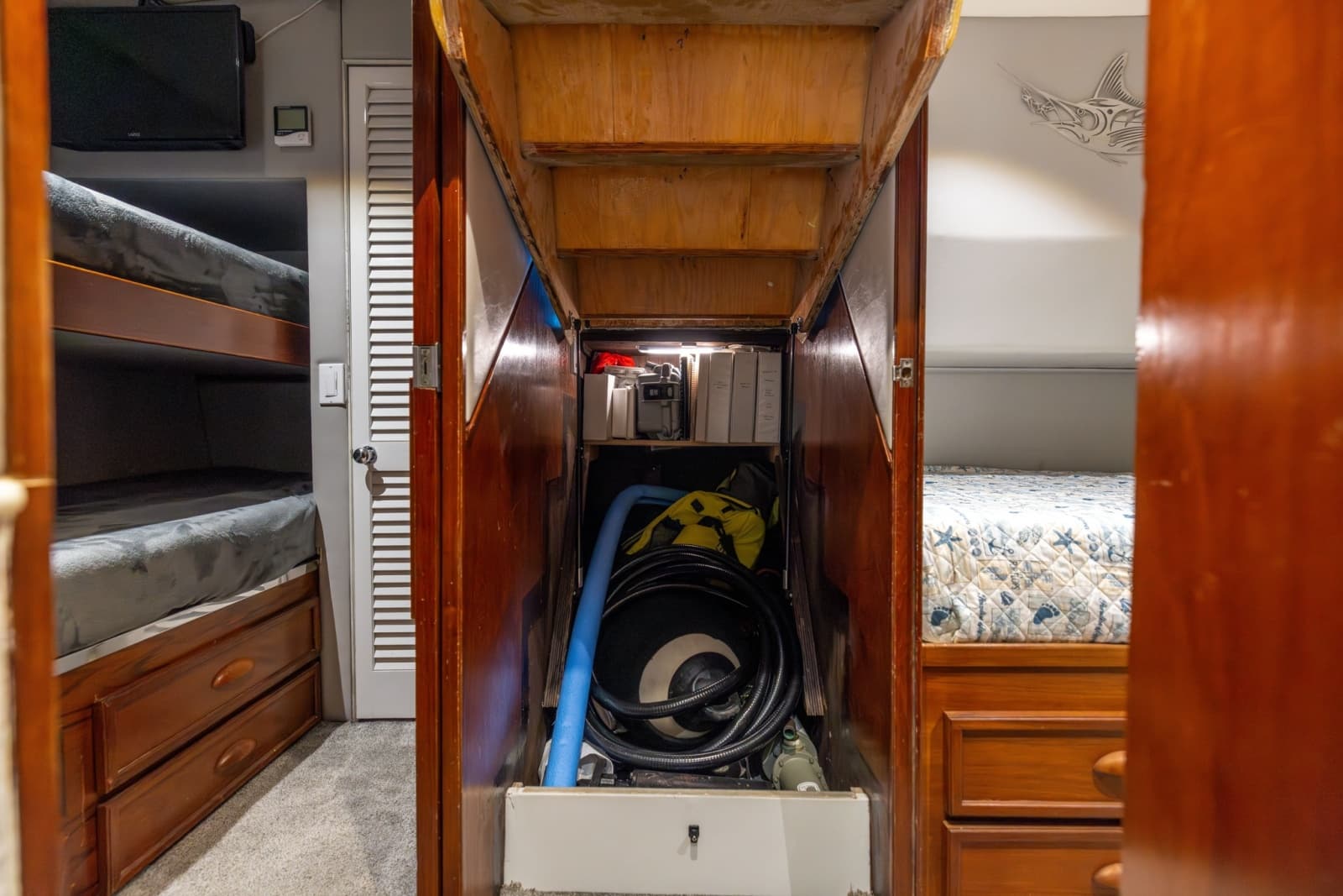 1984 Ocean Yachts 55 Super Sport - Photo 46