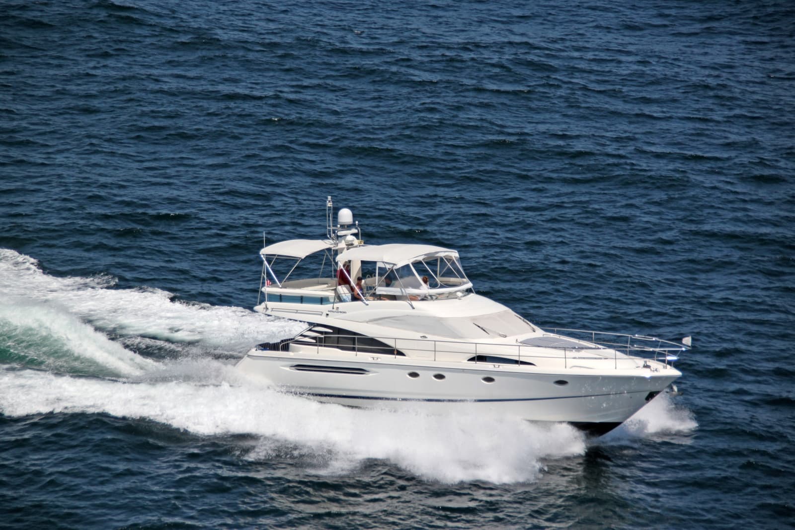 2002 Fairline Squadron 58 - Photo 10