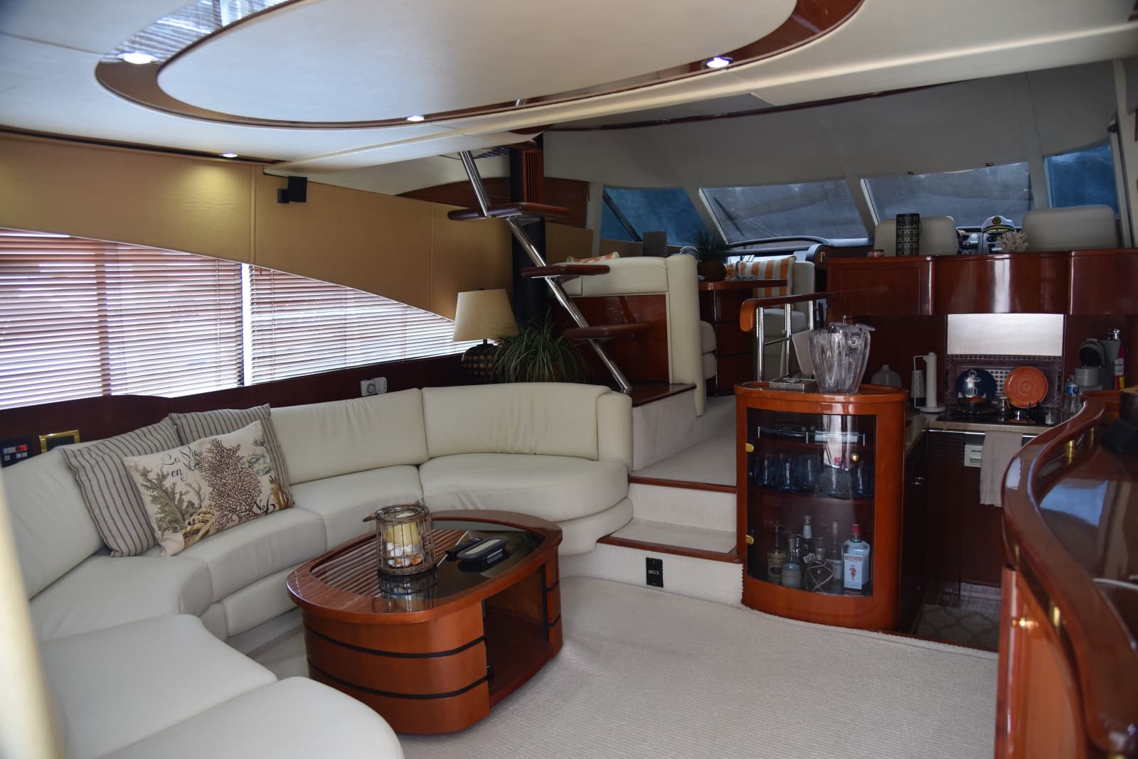 2002 Fairline Squadron 58 - Photo 19