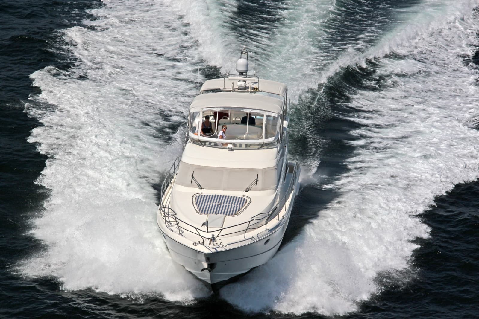 2002 Fairline Squadron 58 - Photo 15