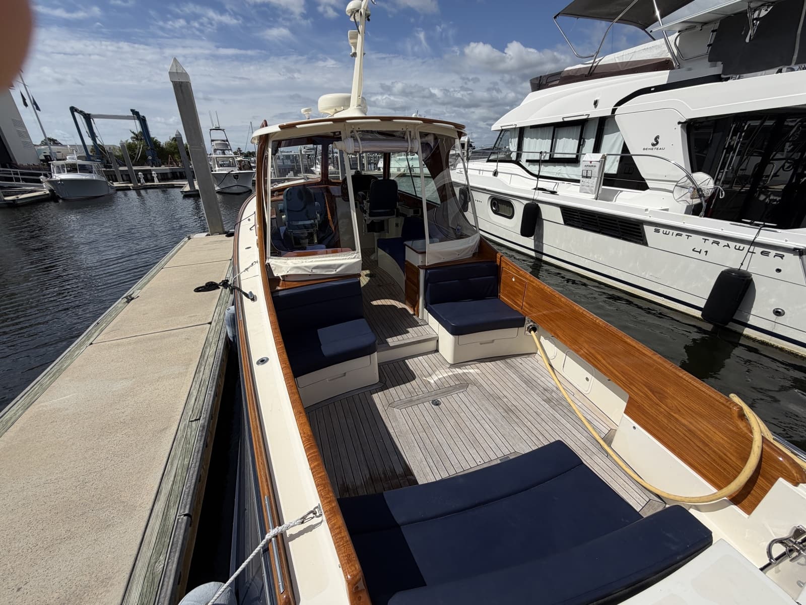 2009 Hinckley Picnic Boat 37 MKIII - Photo 35