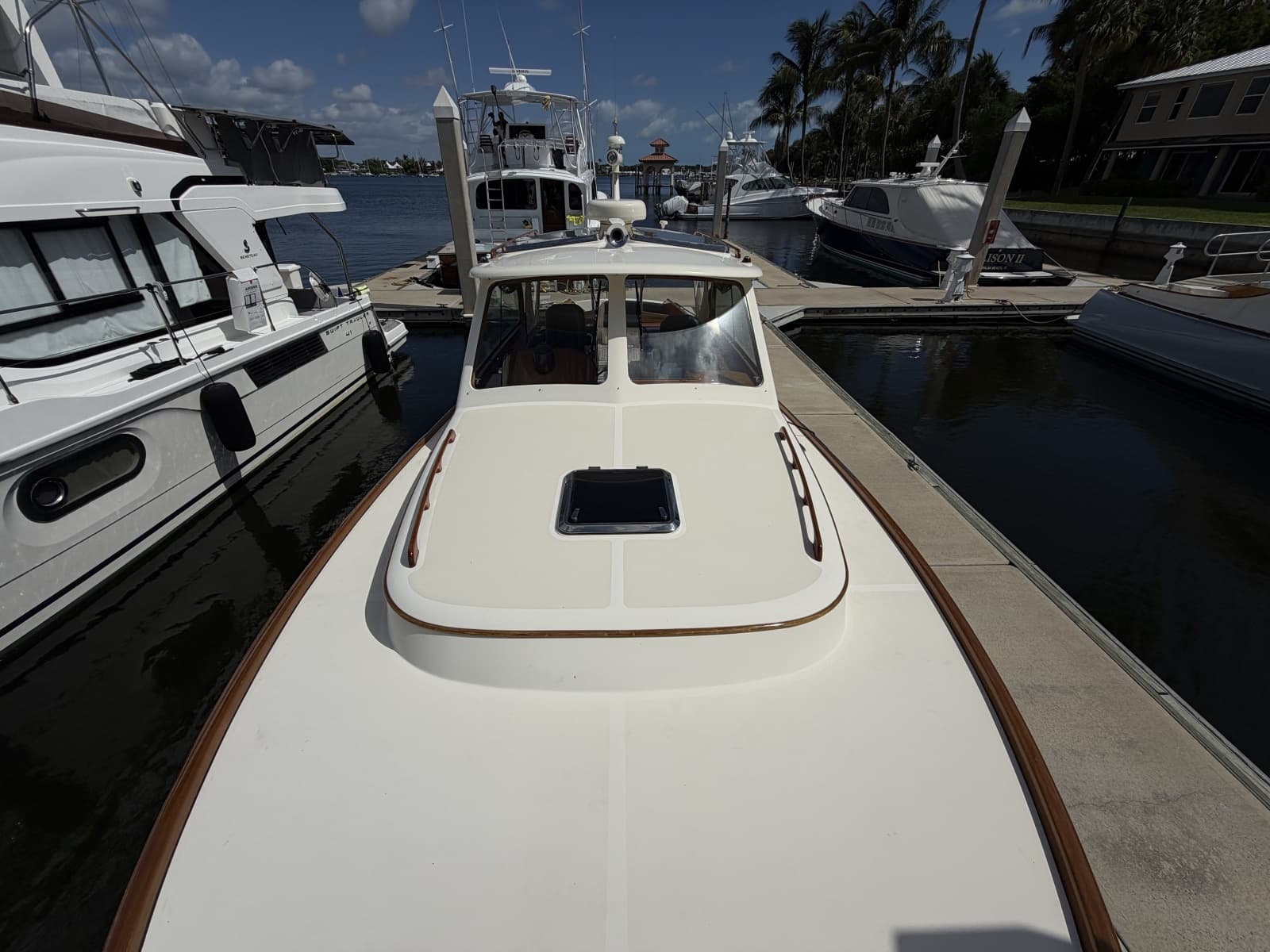 2009 Hinckley Picnic Boat 37 MKIII - Photo 9