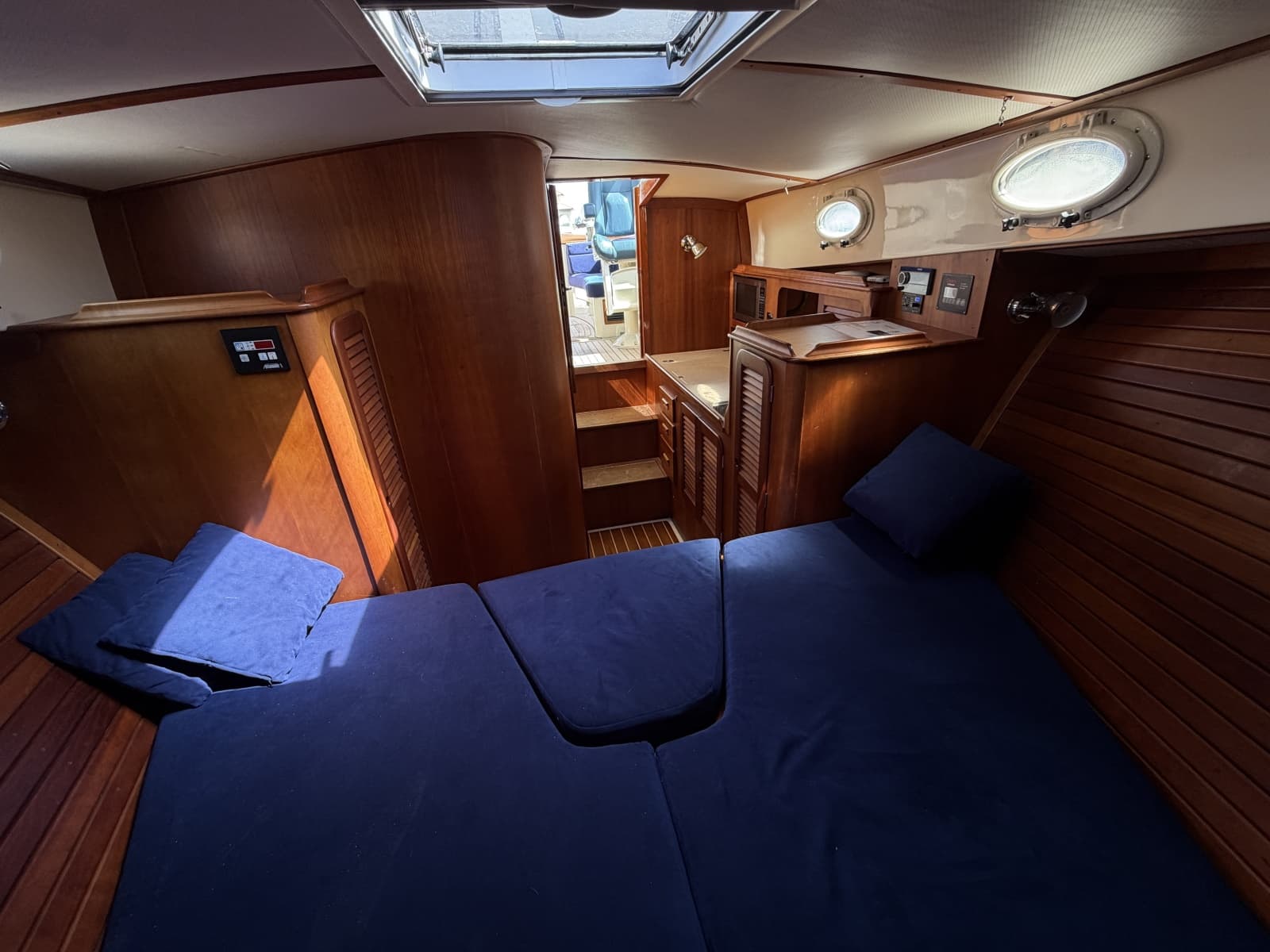 2009 Hinckley Picnic Boat 37 MKIII - Photo 17