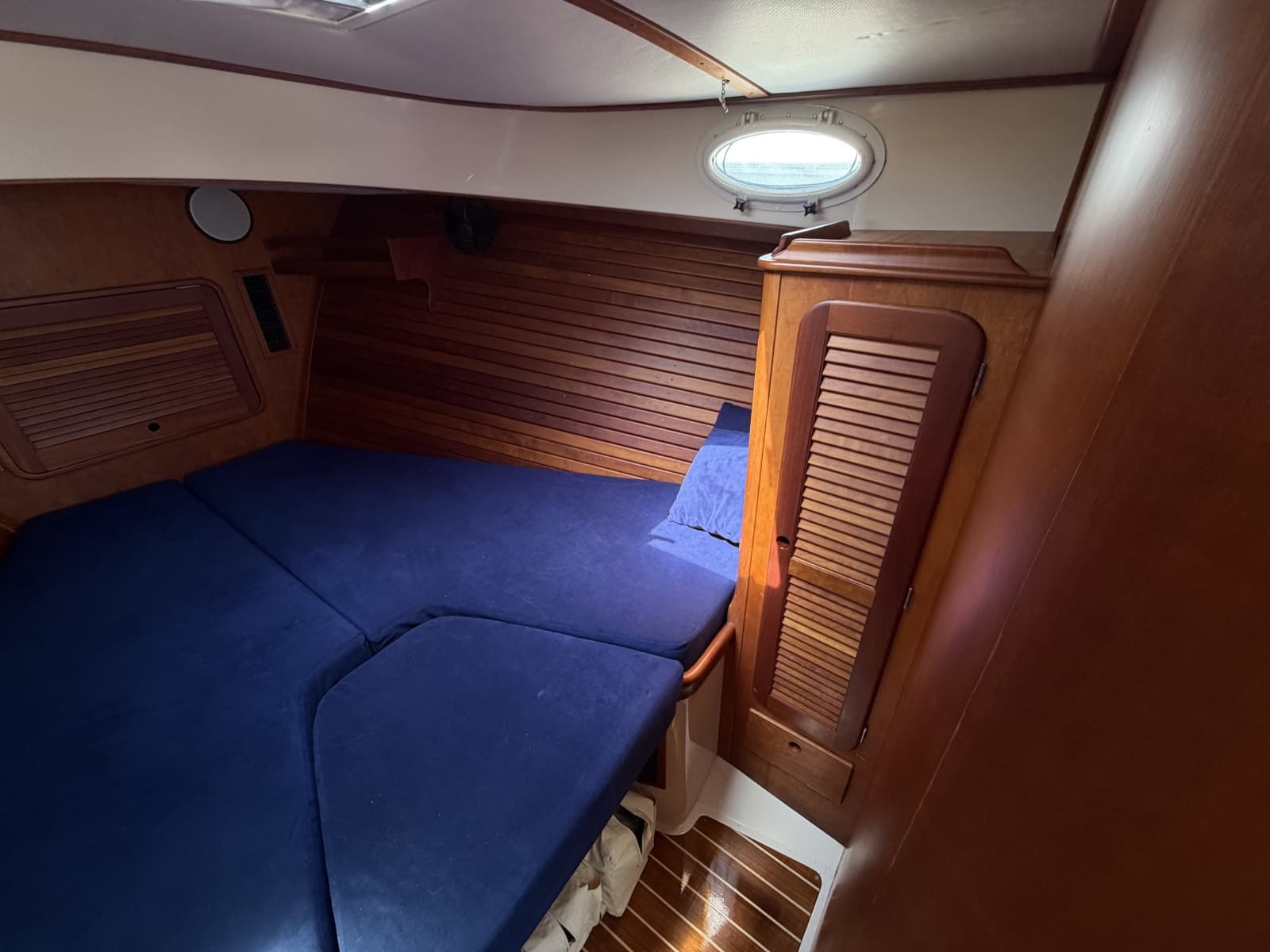 2009 Hinckley Picnic Boat 37 MKIII - Photo 19