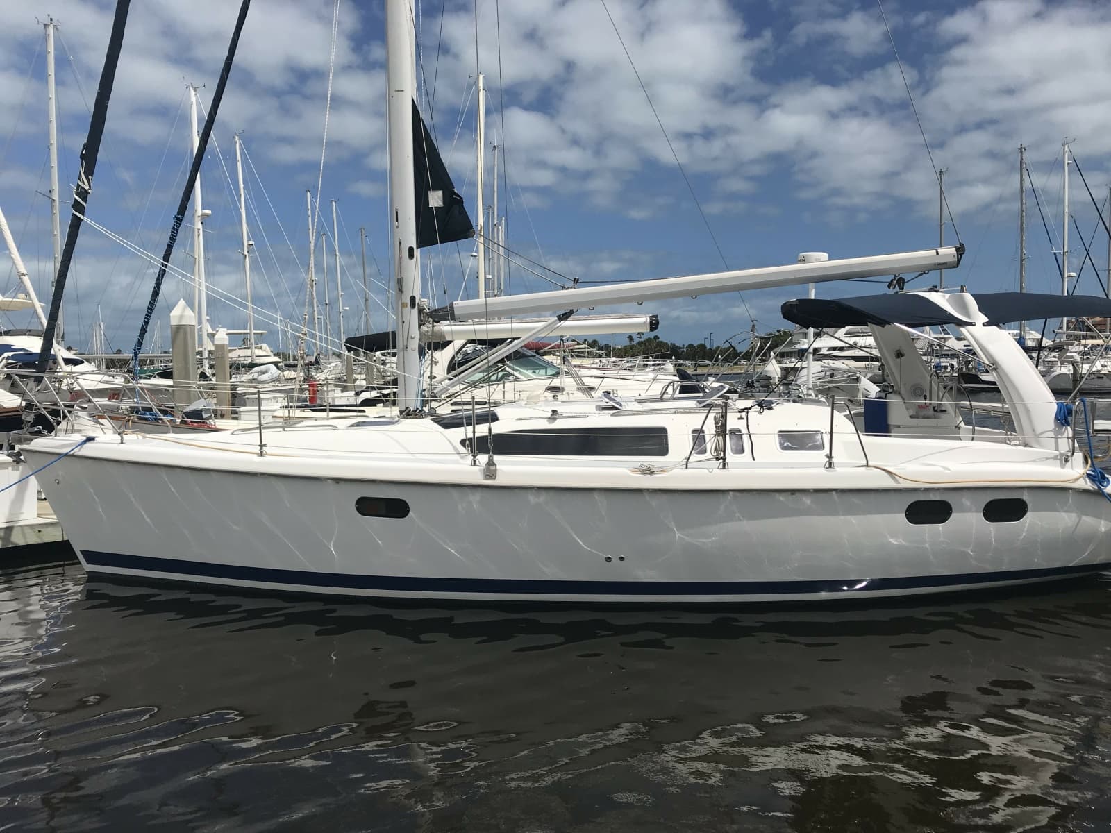 1999 Hunter 380 - Photo 2