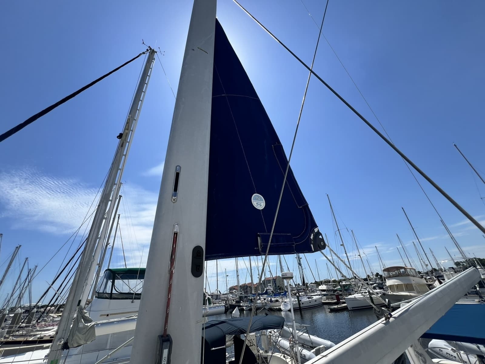 1999 Hunter 380 - Photo 18