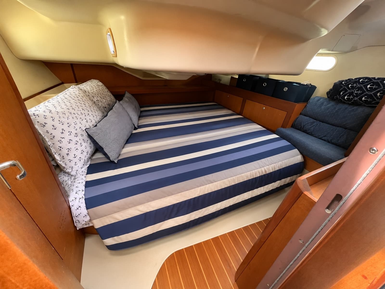1999 Hunter 380 - Photo 48