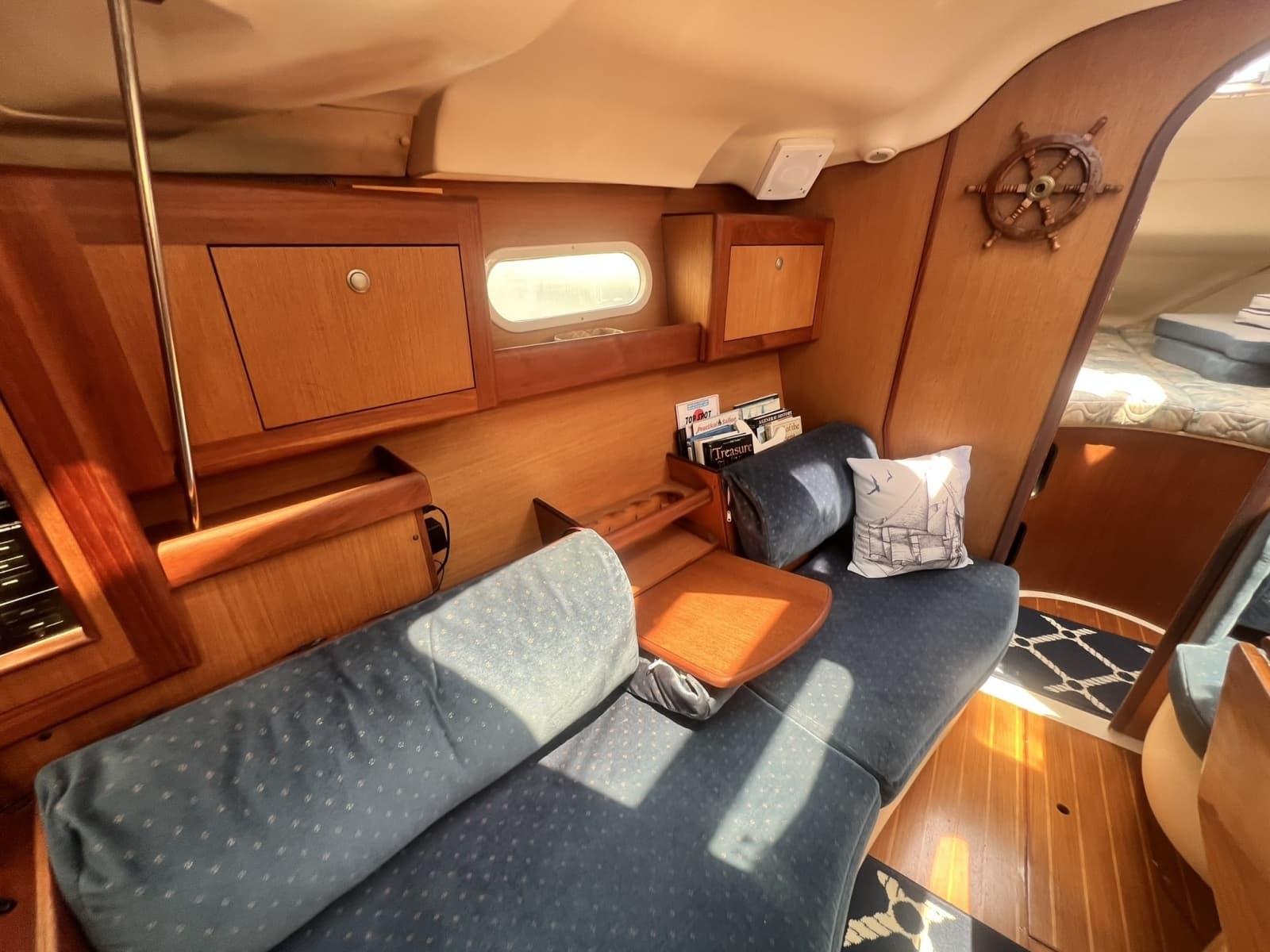 1999 Hunter 380 - Photo 39