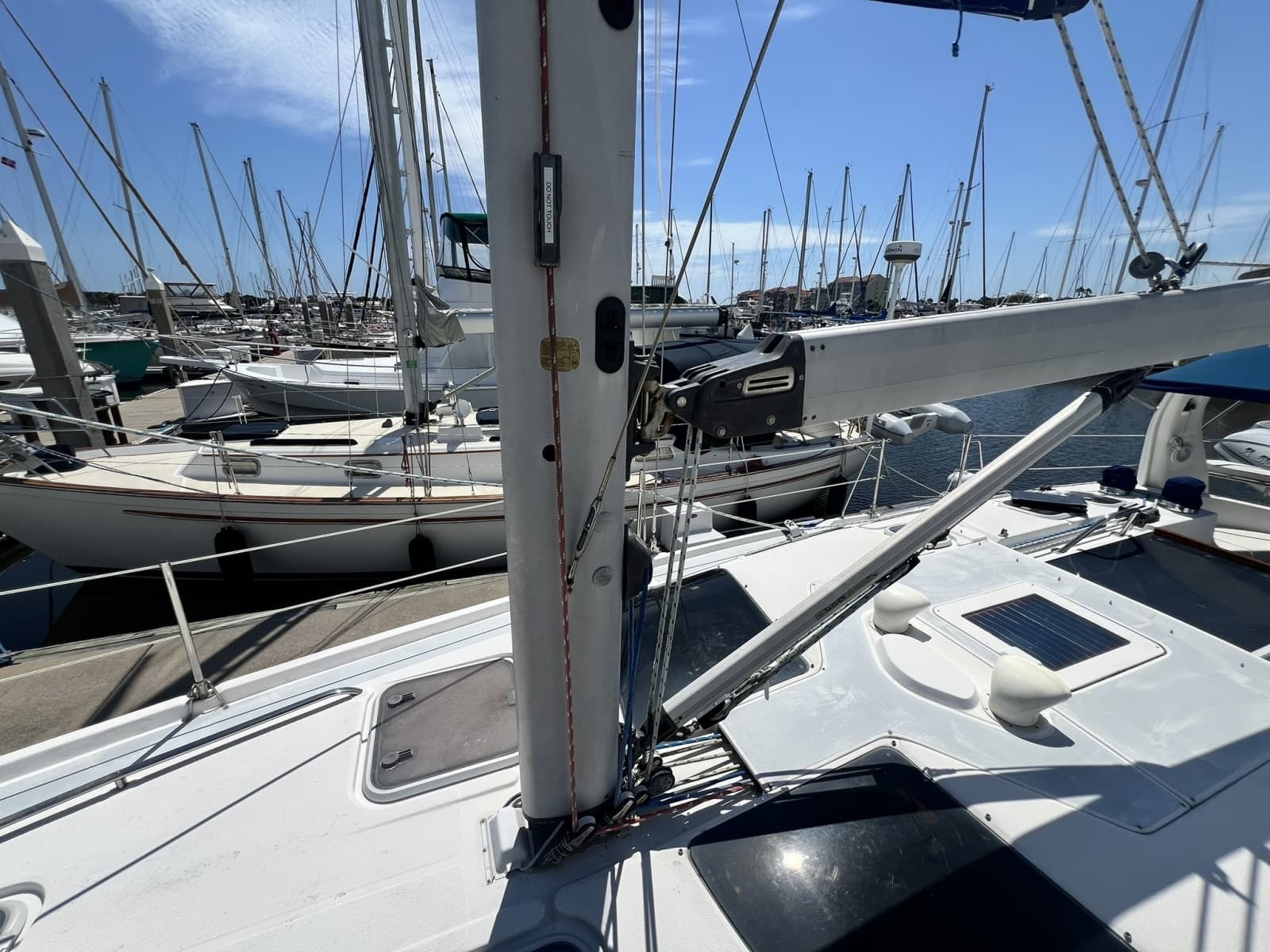 1999 Hunter 380 - Photo 17