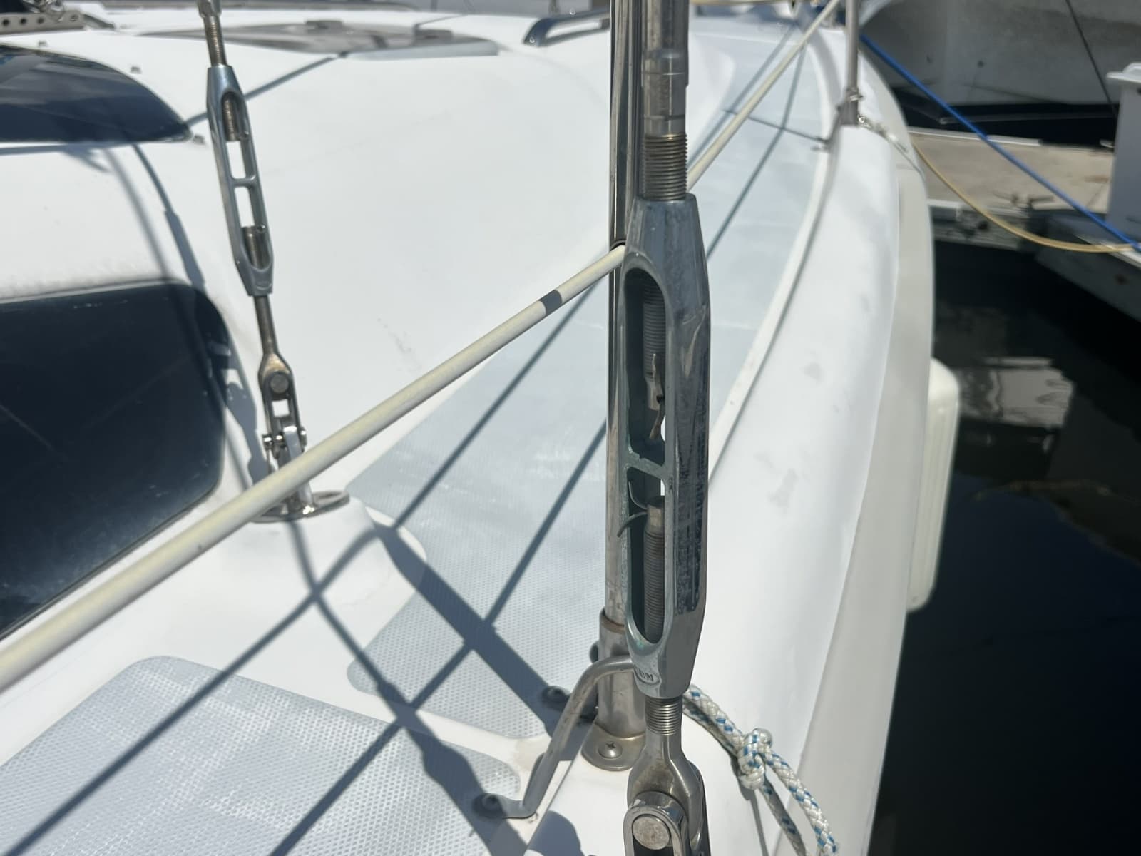1999 Hunter 380 - Photo 12