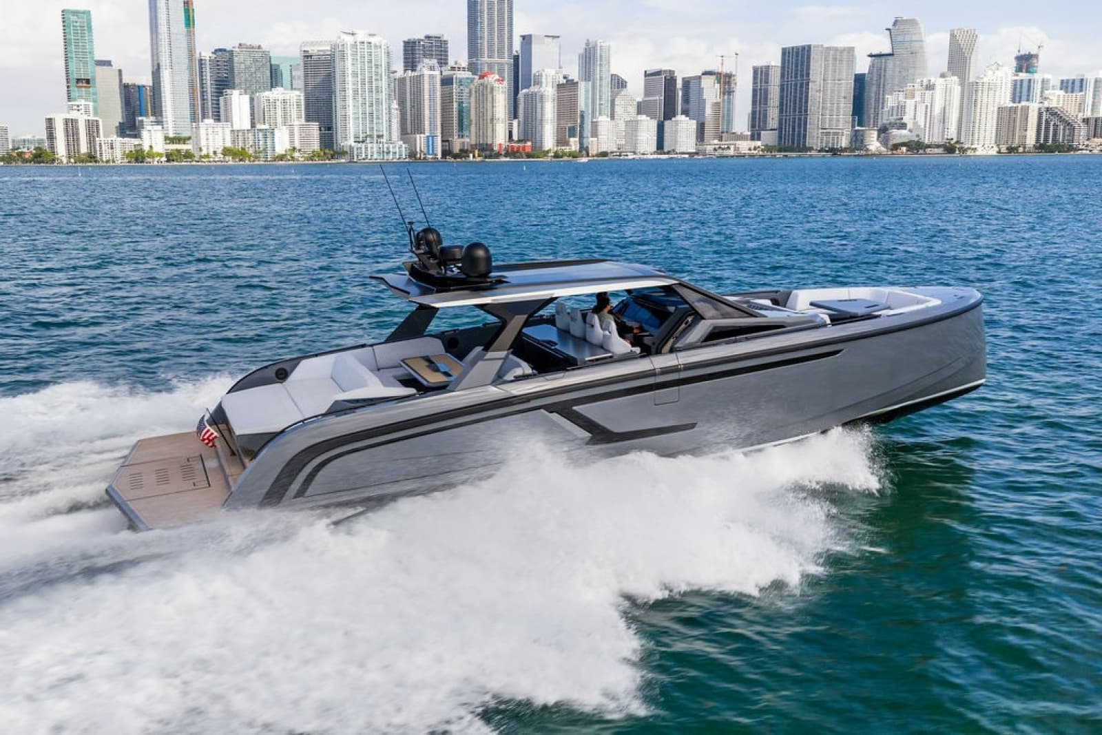 2024 Vanquish Yachts VQ55 - Photo 7
