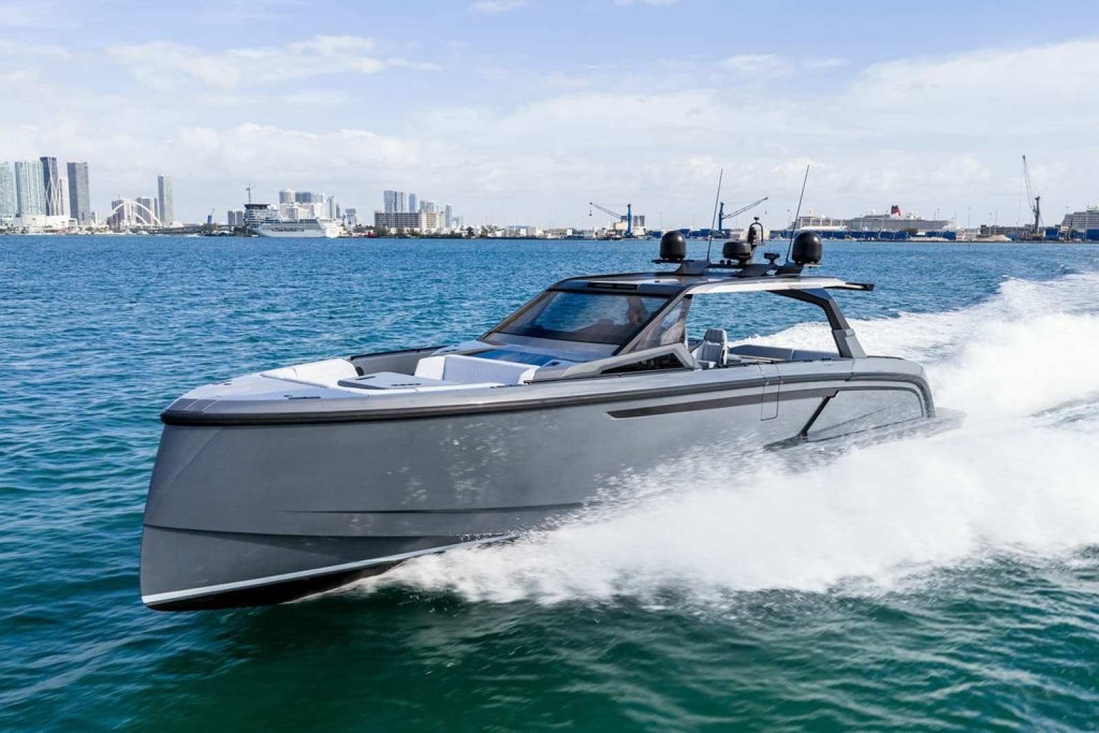 2024 Vanquish Yachts VQ55 - Photo 5