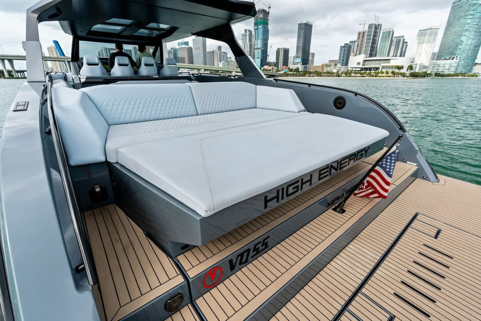 2024 Vanquish Yachts VQ55 - Photo 9