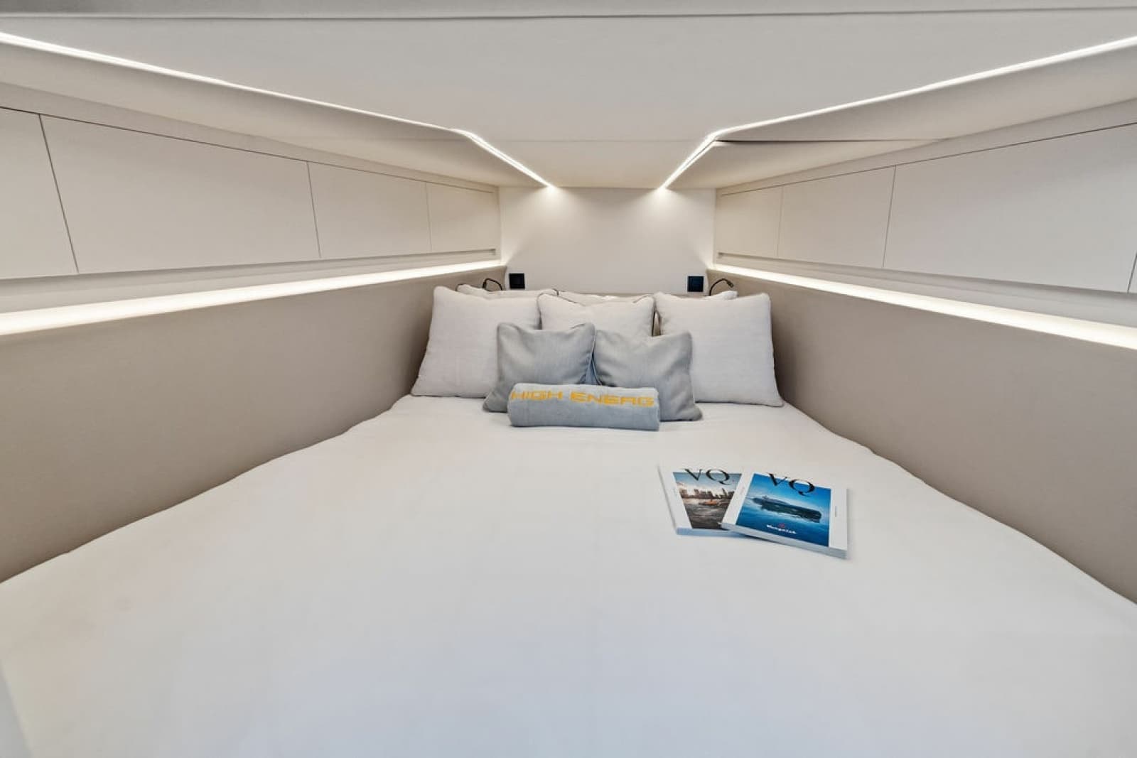 2024 Vanquish Yachts VQ55 - Photo 41