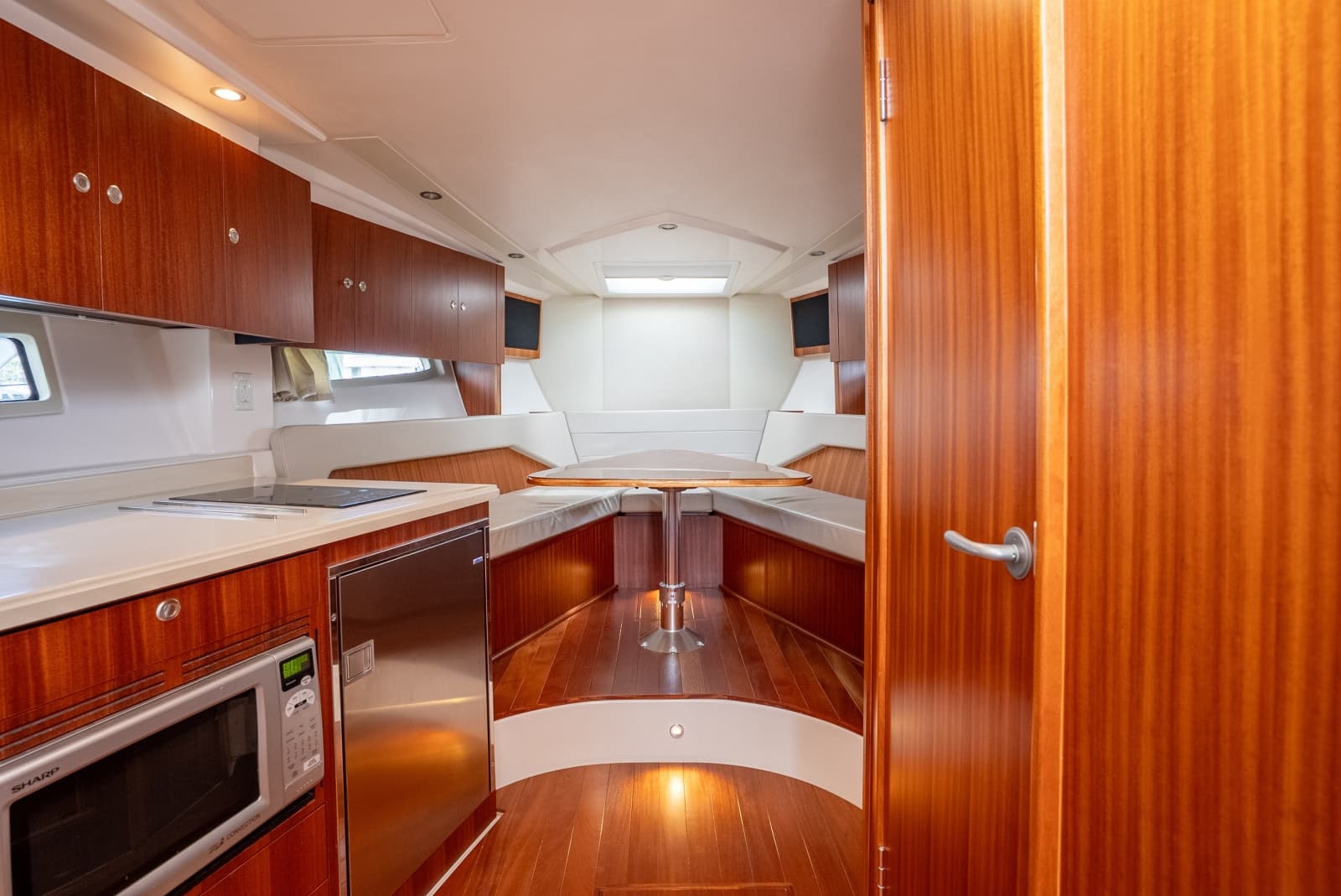 2015 Pursuit 365i SC - Photo 23
