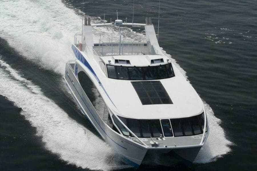 2008 Custom High Speed 70pax COI Passenger - Photo 2