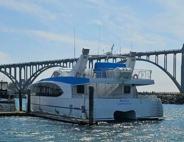 2008 Custom High Speed 70pax COI Passenger - Photo 8