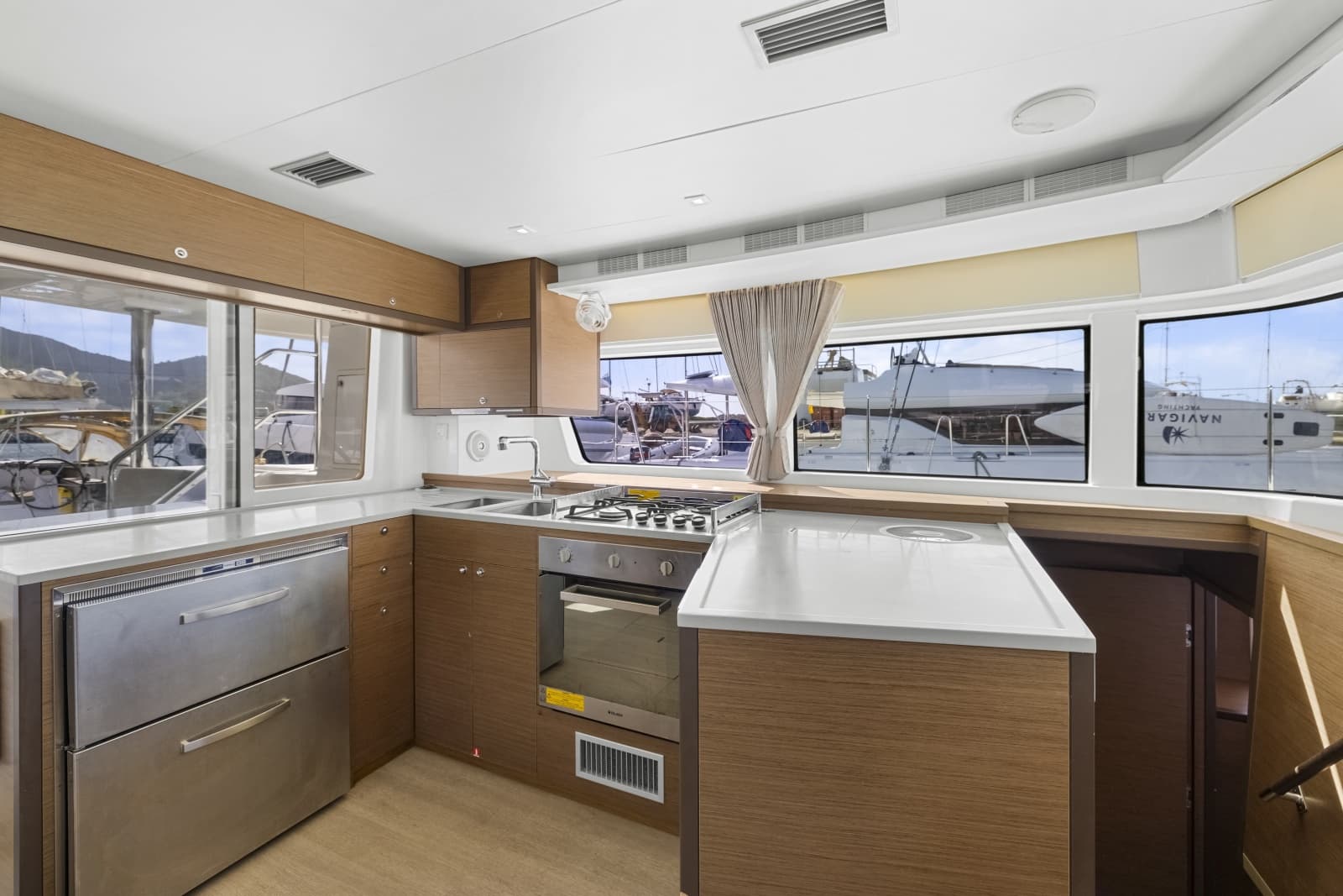 2022 Lagoon 52F - Photo 42