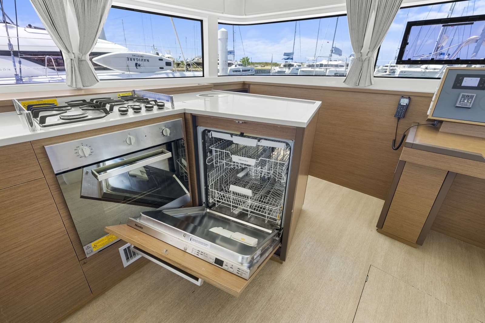 2022 Lagoon 52F - Photo 44