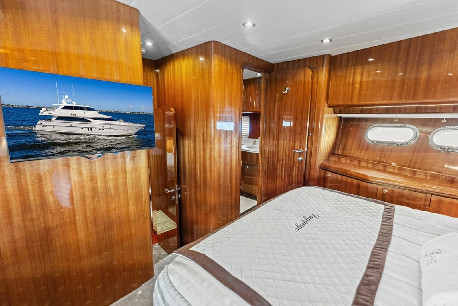 2005 Horizon 82 - Photo 71