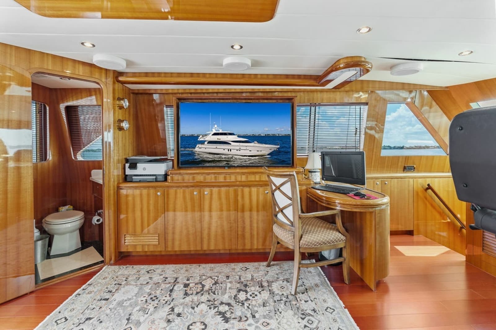2005 Horizon 82 - Photo 41