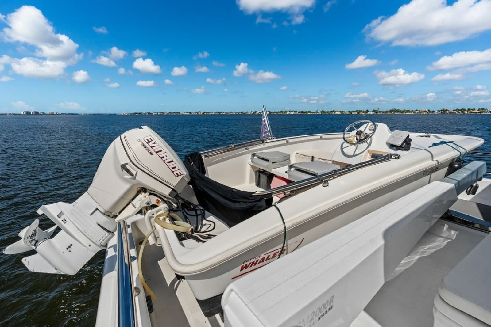 2005 Horizon 82 - Photo 22