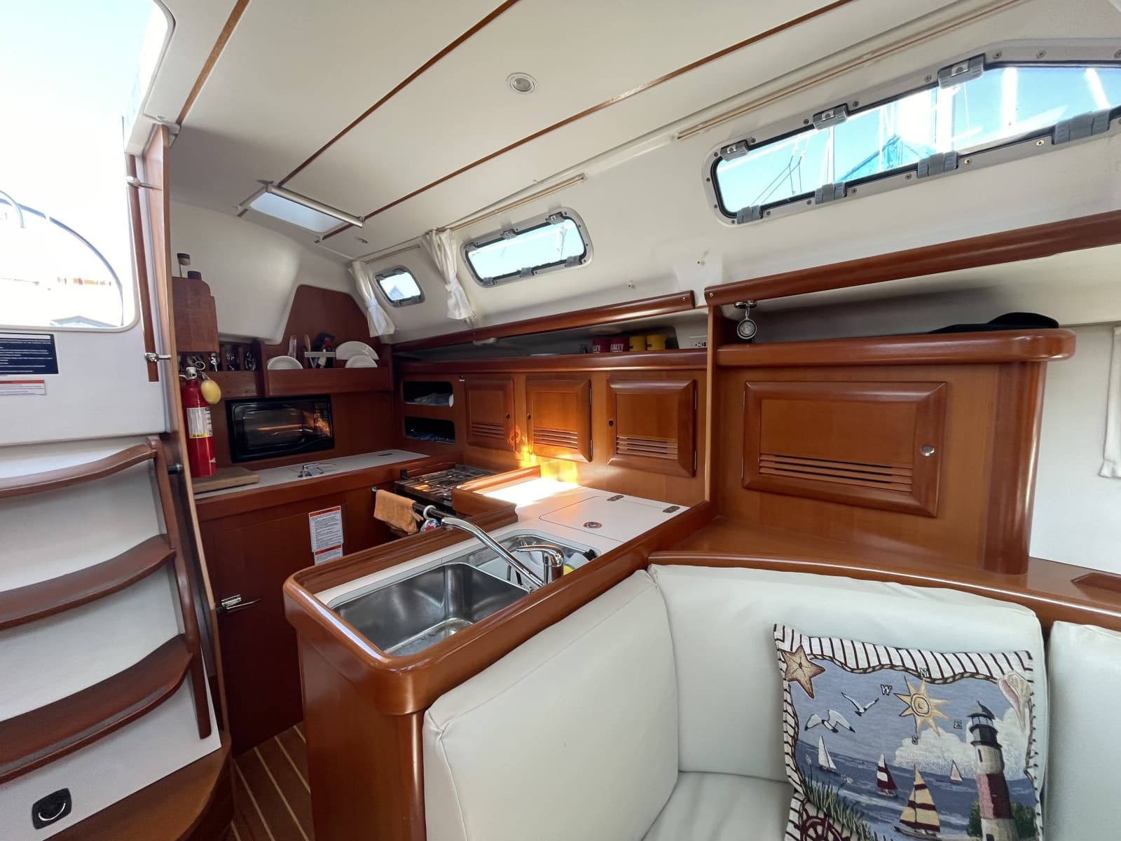 2007 Beneteau Oceanis 393 - Photo 3