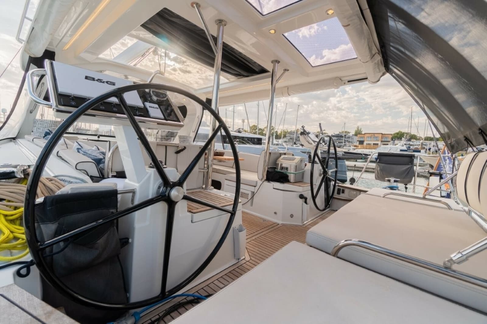 2020 Beneteau Oceanis Yacht 62 - Photo 13