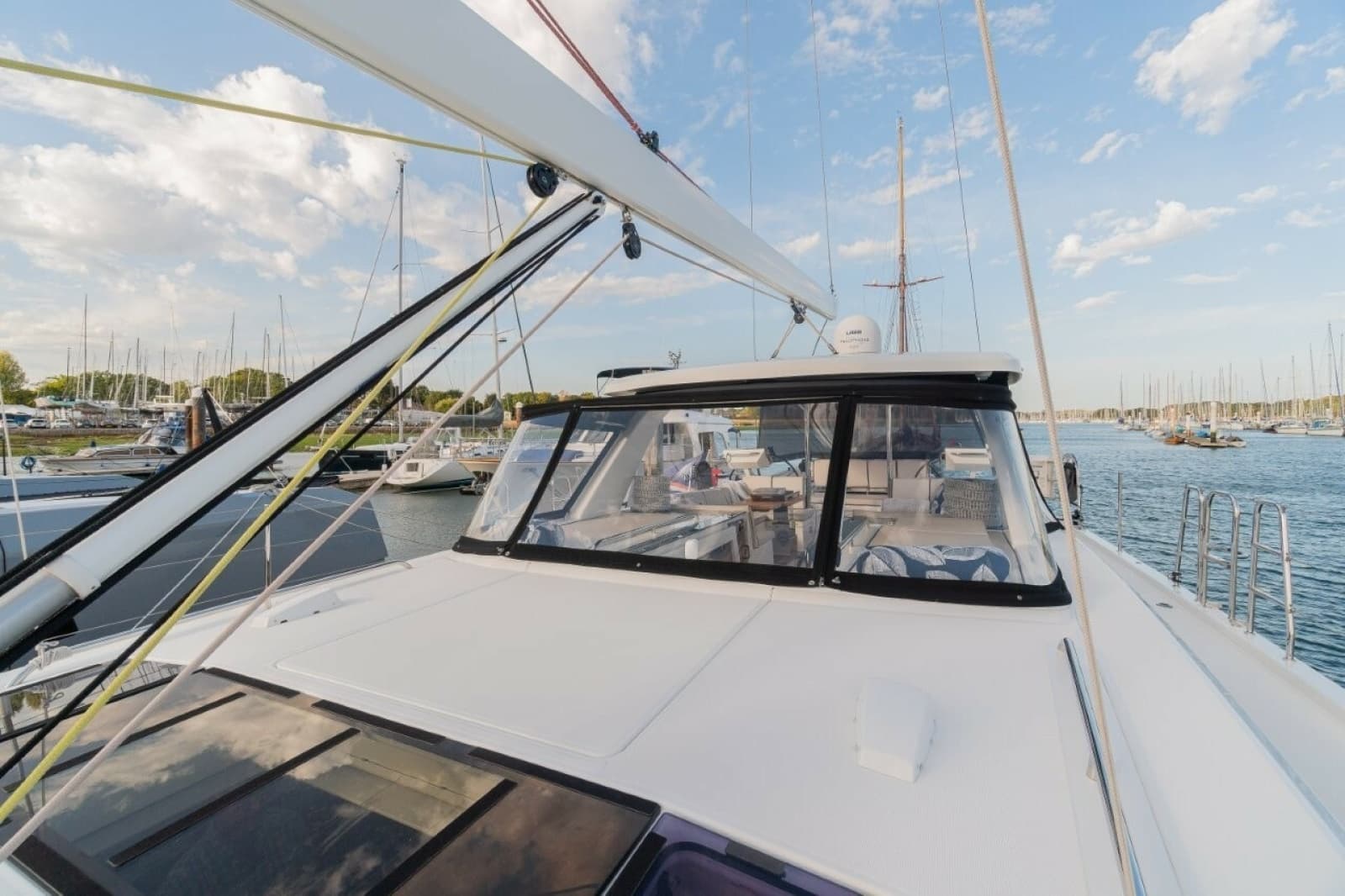 2020 Beneteau Oceanis Yacht 62 - Photo 3