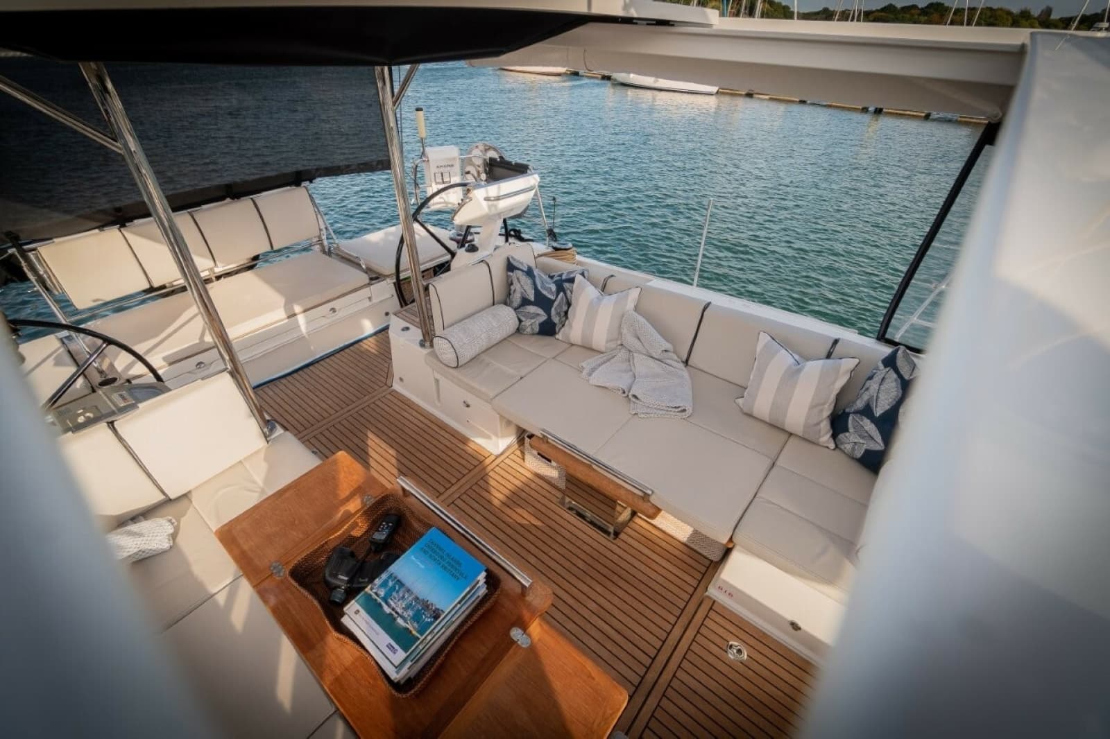 2020 Beneteau Oceanis Yacht 62 - Photo 9