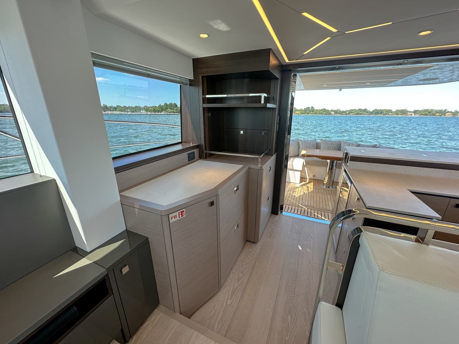 2024 Sunseeker 55 Manhattan - Photo 45