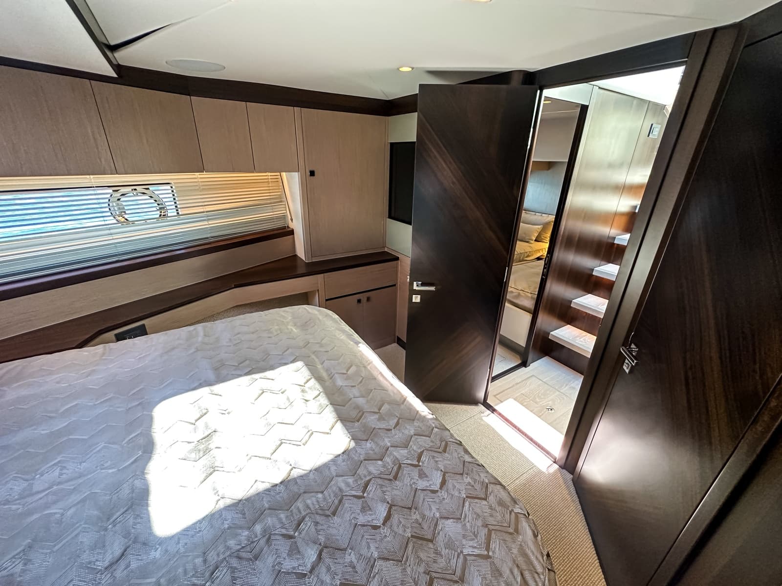 2024 Sunseeker 55 Manhattan - Photo 66