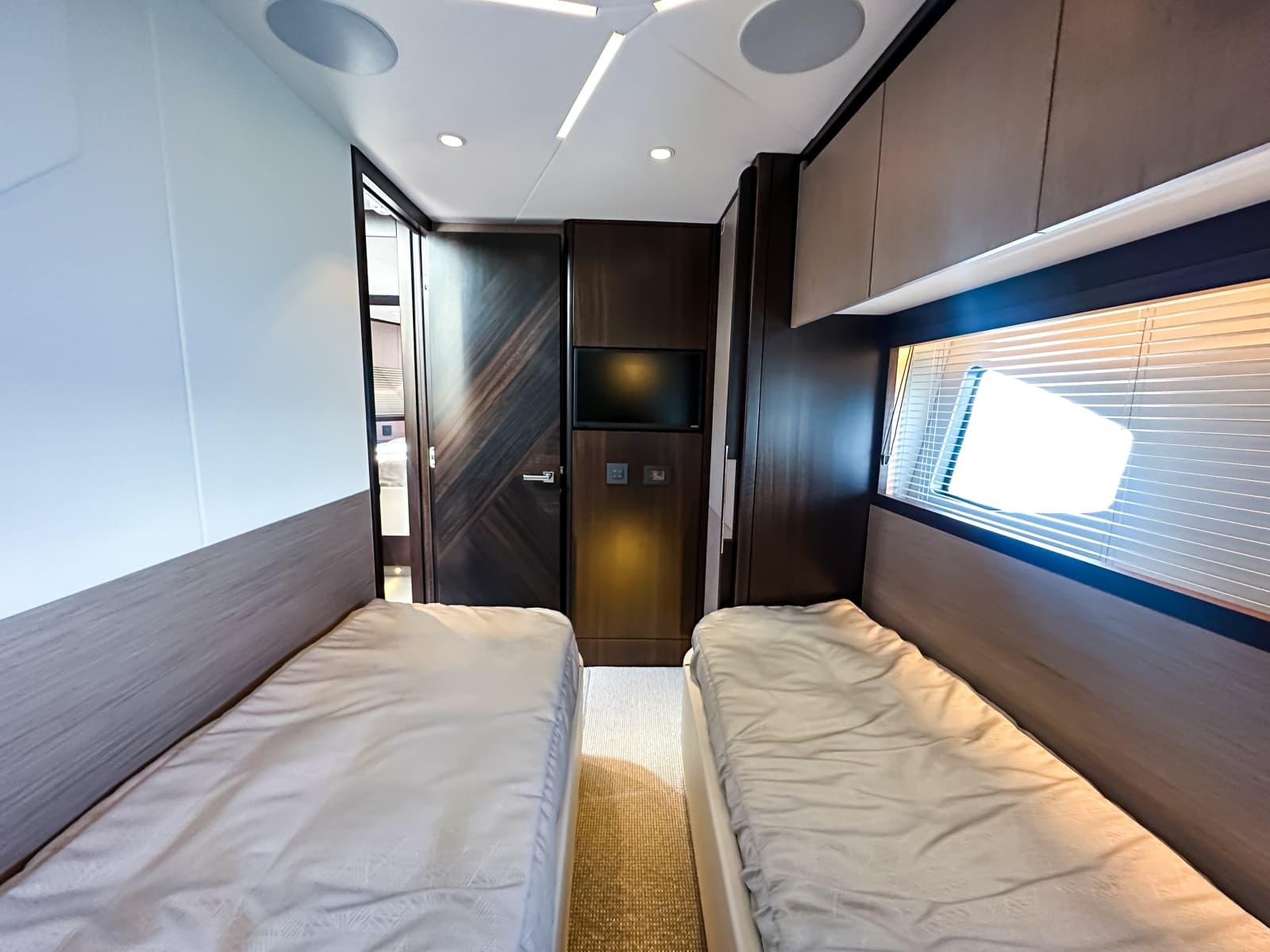 2024 Sunseeker 55 Manhattan - Photo 68