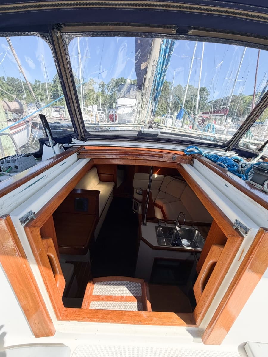 1998 Pacific Seacraft 37 - Photo 24