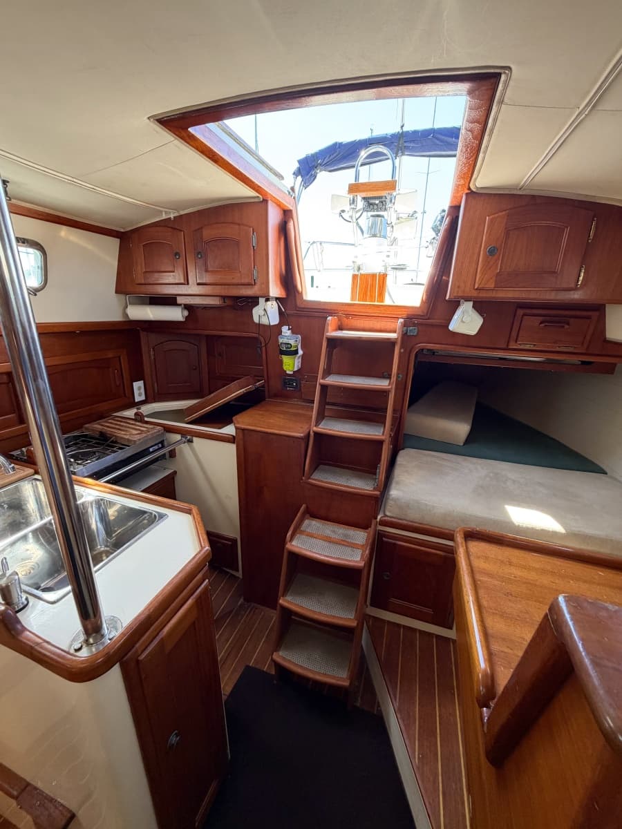 1998 Pacific Seacraft 37 - Photo 31