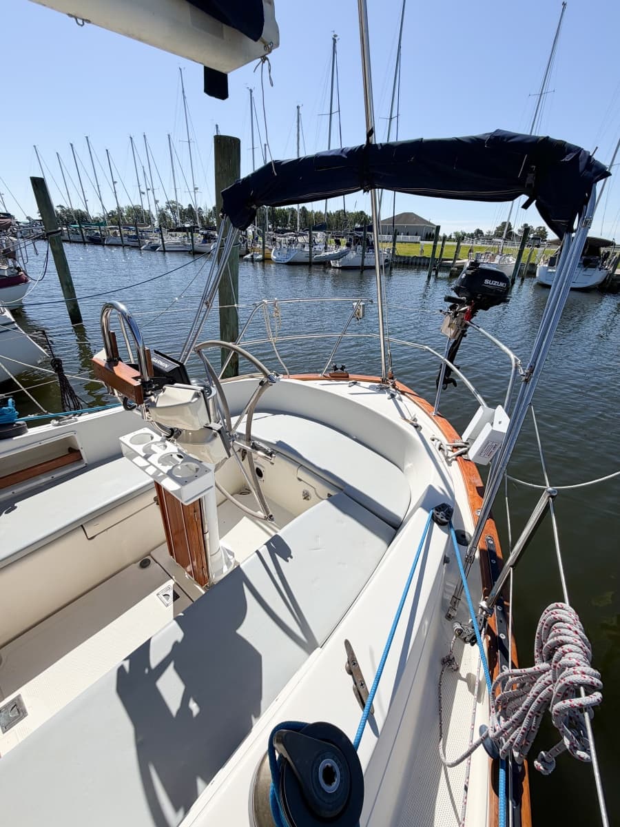 1998 Pacific Seacraft 37 - Photo 17
