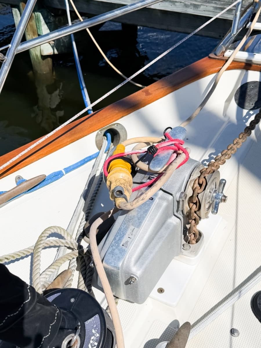 1998 Pacific Seacraft 37 - Photo 11