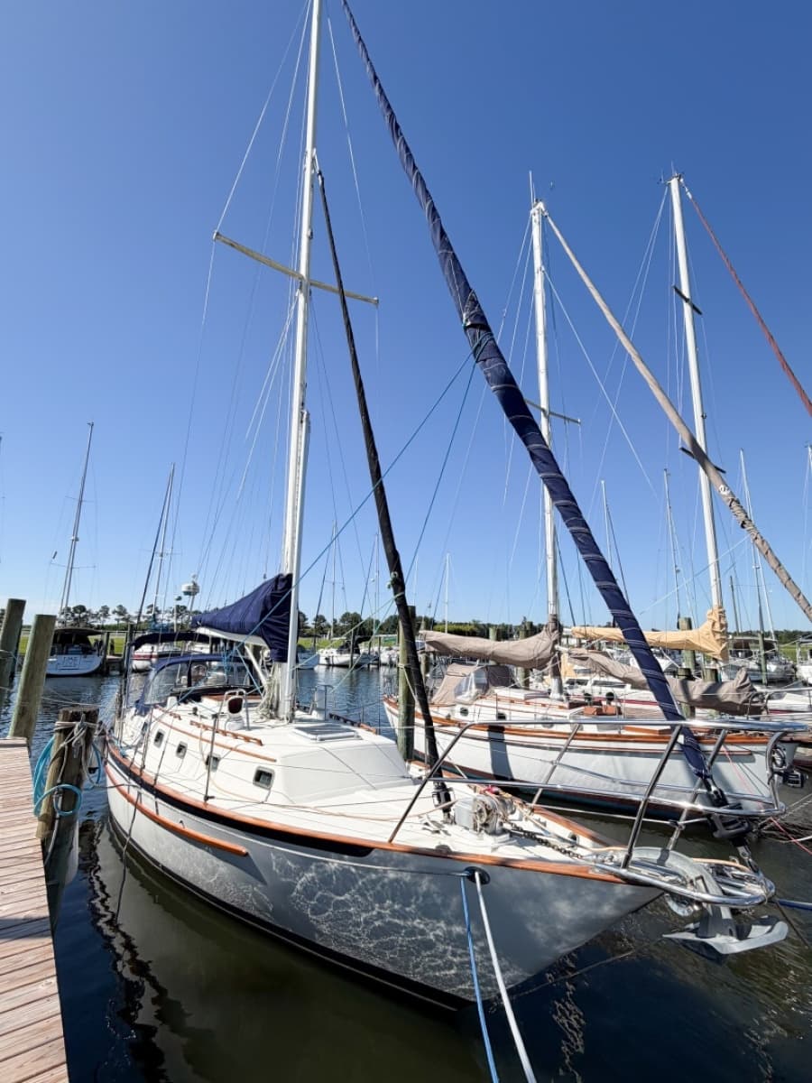 1998 Pacific Seacraft 37 - Photo 6
