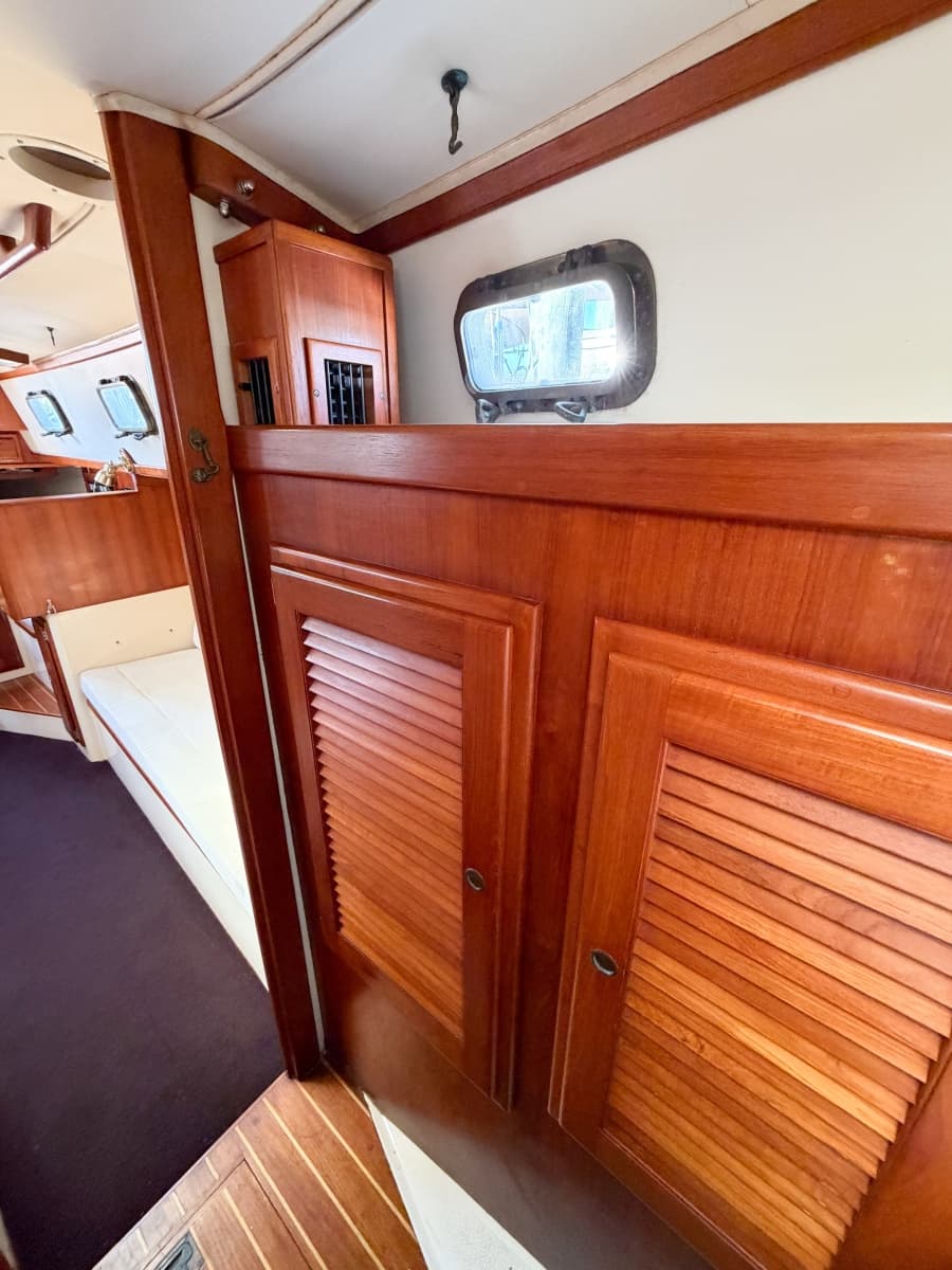 1998 Pacific Seacraft 37 - Photo 47